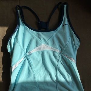 Nike running top
